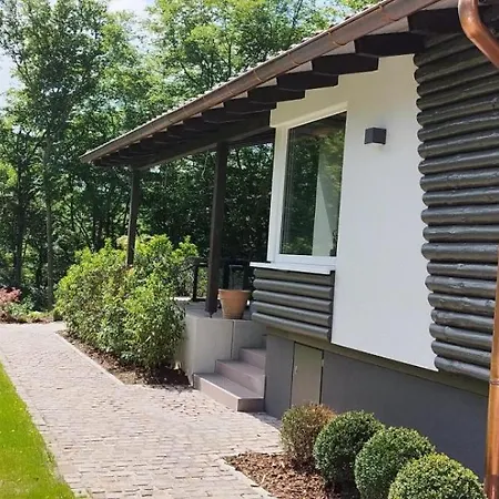 펜션 Collina, Freistehendes Haus Mit Garten Und Seezugang *