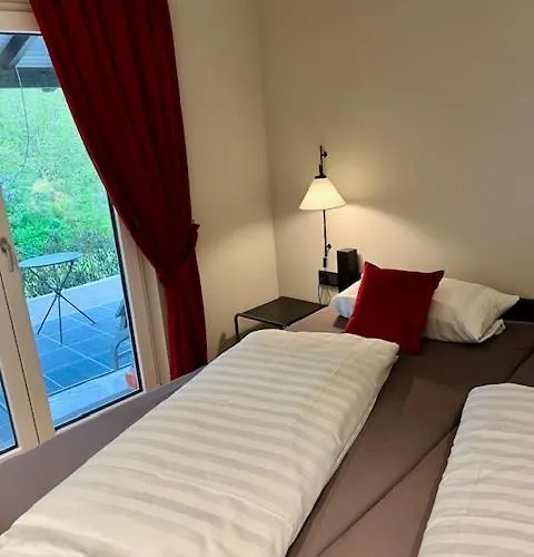 Collina, Freistehendes Haus Mit Garten Und Seezugang Prázdninový dům