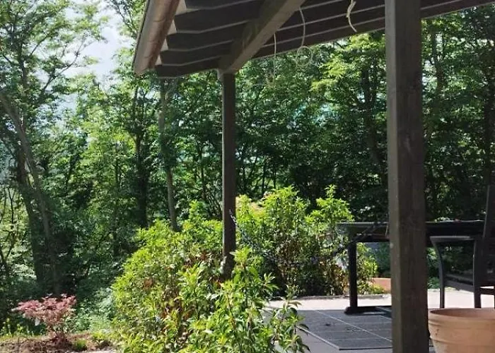 Collina, Freistehendes Haus Mit Garten Und Seezugang